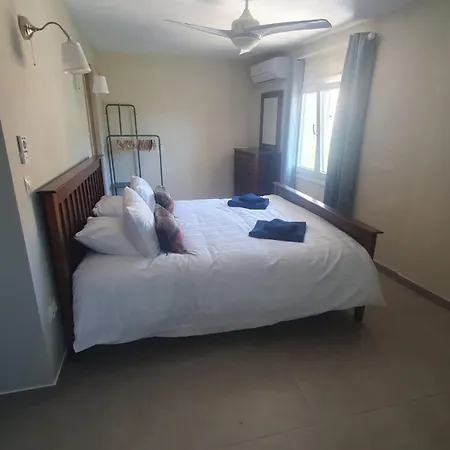 Casa Luna Tolox